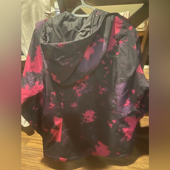 Ripzone Large ski jacket womans black and purple with pink details - Picture 4 of 5